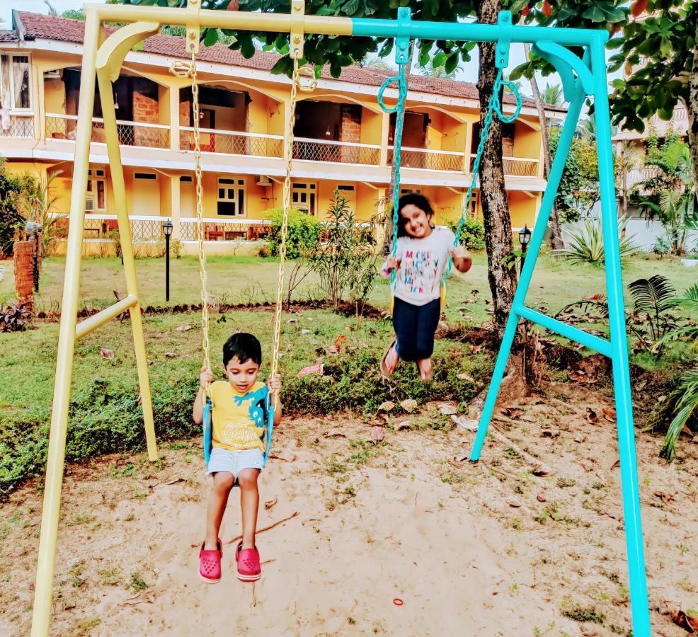 カリナ ビーチ リゾート ベナウリム エクステリア 写真